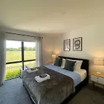 Cute Suite On Mohua